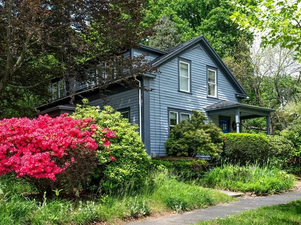 303 South St, Northampton, MA 01060