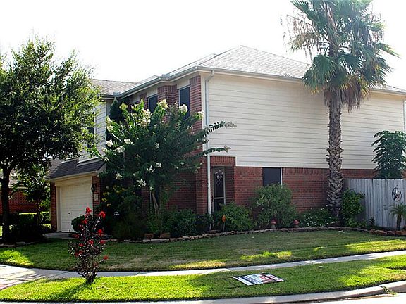 3rd image of 11802 Piney Way Ln