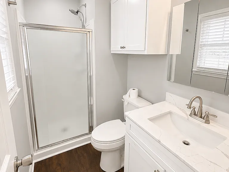 101 Bayview Cir — Photo 21