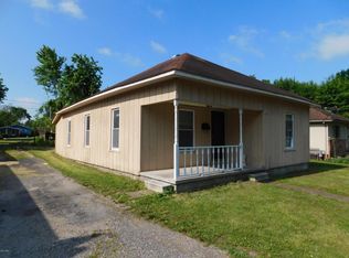 204 W 7th St, West Frankfort, IL 62896