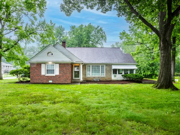 3404 Kessler Boulevard East Dr, Indianapolis, IN 46220