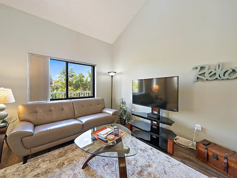 860 Bella Vista Ct S #60 — Photo 8