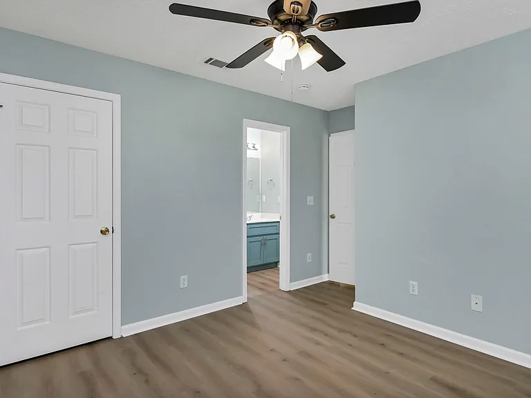 100 Buckhaven Way — Photo 18