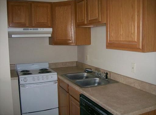 2nd image of 2901 Maryland Ave APT C
