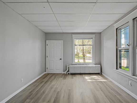 4th image of 1541 Carroll Ave #3