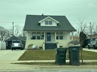 22460 E Twelve Mile Rd, Saint Clair Shores, MI