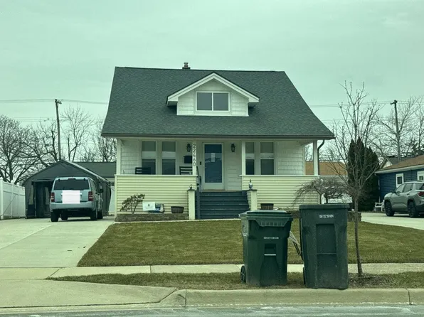 22460 E Twelve Mile Rd, Saint Clair Shores, MI 48081