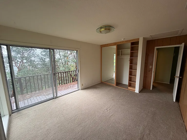 110 Terrace St — Photo 6