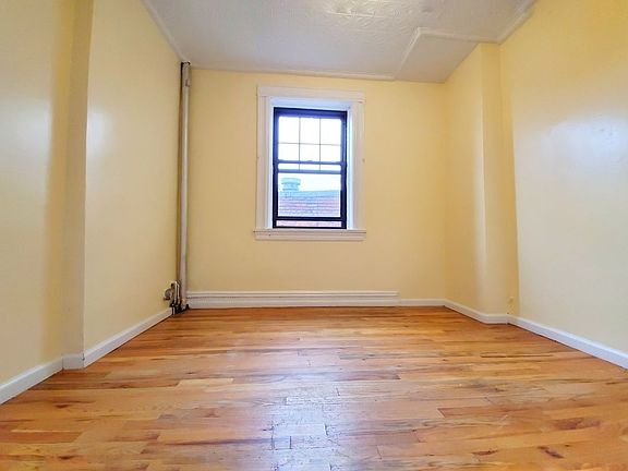 4th image of 988 Bergen St #4C