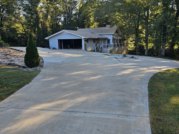 364 Centralhatchee Pkwy, Franklin, GA 30217