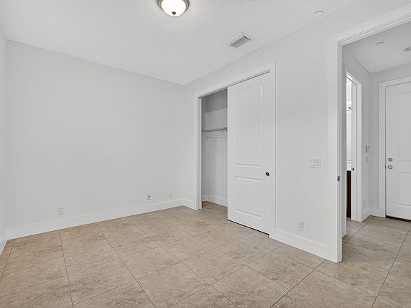 5th image of 7089 Edison Place