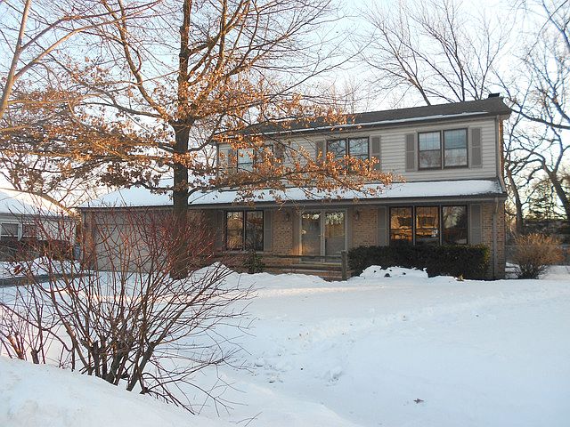 1st image of 595 Ivy Ct