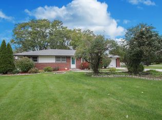3565 Studio Ct, Brookfield, WI 53045