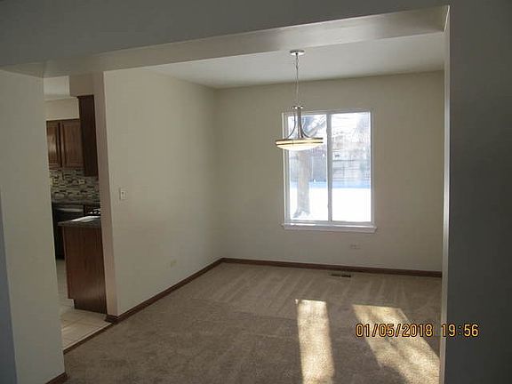 5th image of 660 Lakewood Farms Dr