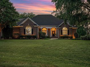 8120 Rosiere Dr, Apex, NC 27502