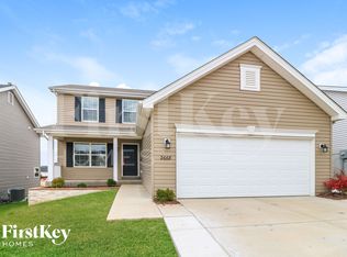 2668 Winding Valley Dr, Fenton, MO 63026