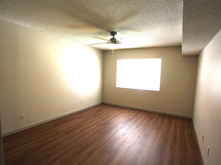 6878 Navajo Rd #106 — Photo 11