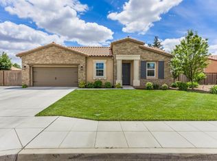 2362 Richert Ave, Clovis, CA 93611