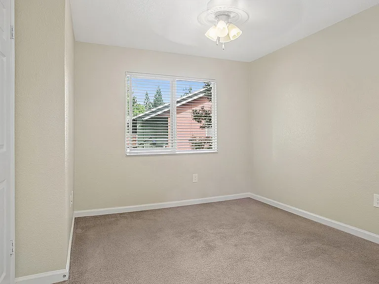 Bedroom | Canyon Springs