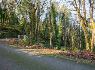 NW Royal Blvd, Portland, OR