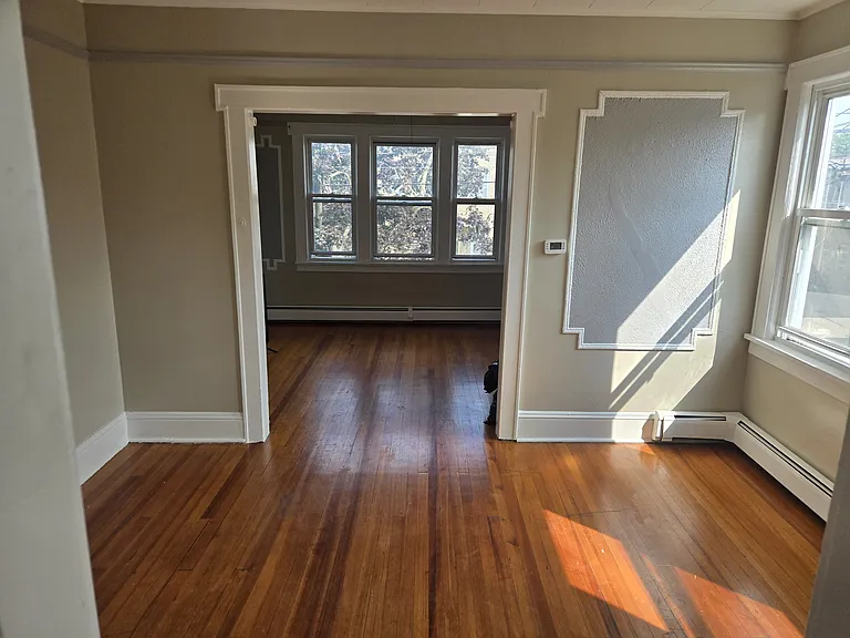 123 Liberty Ave — Photo 17