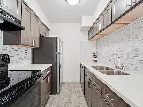 5th image of 22921 Imperial Valley Dr #44021f2f2