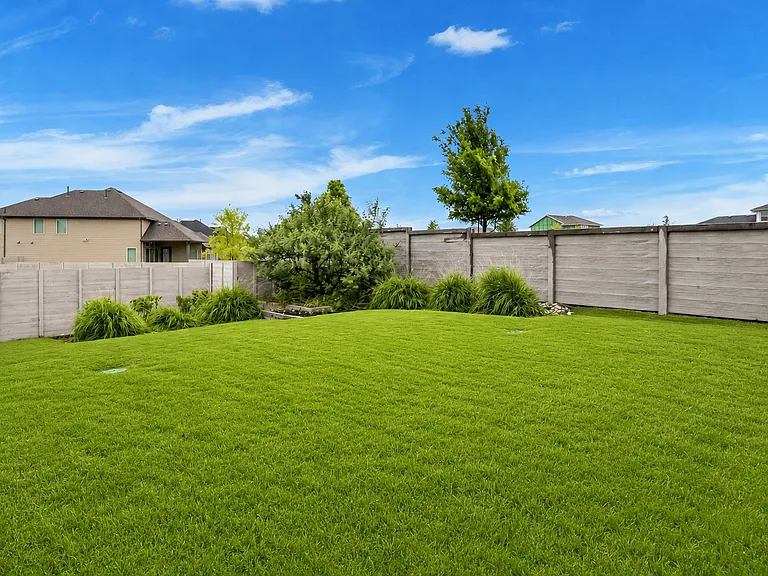 3804 Outpost Trl — Photo 25