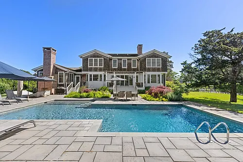 73 Beach Ln Photo 1