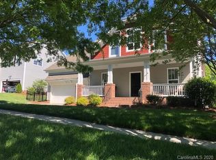 1404 Partridge Trail Ct, Tega Cay, SC 29708