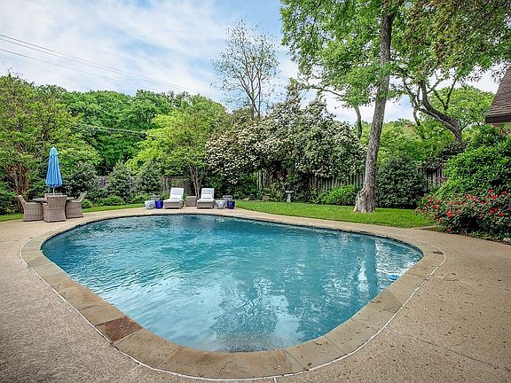 2nd image of 4104 Sarita Dr