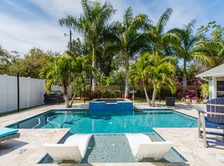 738 Country Club Rd N, Saint Petersburg, FL 33710