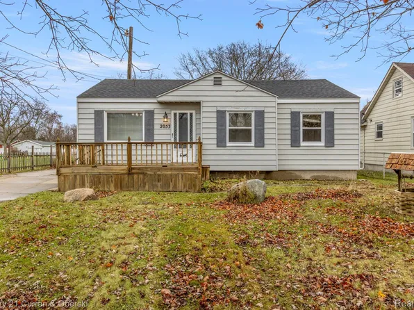 2053 Bernice Ave, Flint, MI 48532