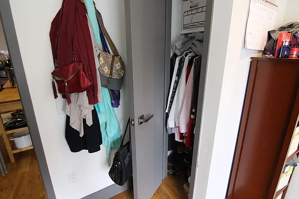 Rented by Nooklyn NYC LLC | media 33