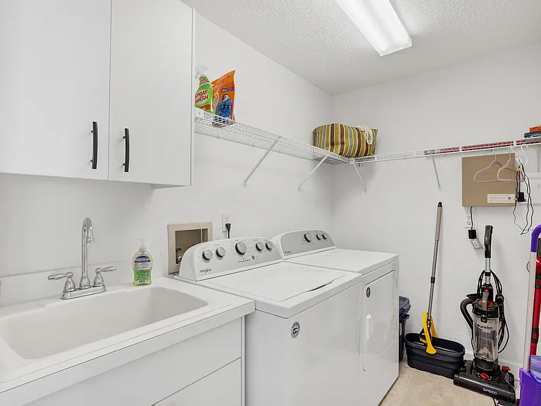 3012 E Vina Del Mar Blvd — Photo 16