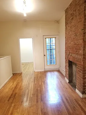 Rented by Dyer Estate Mgmt | media 16