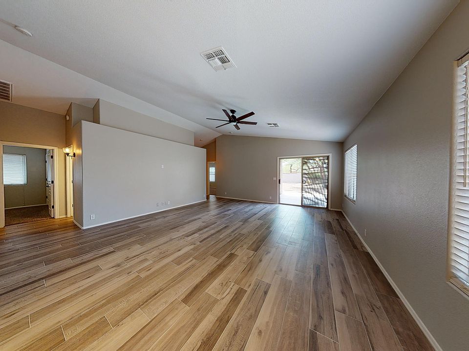 1st image of 29430 N 51st St