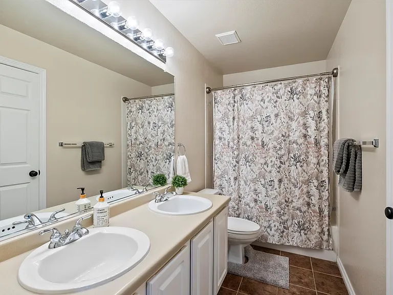 3043 W 109th Pl — Photo 17