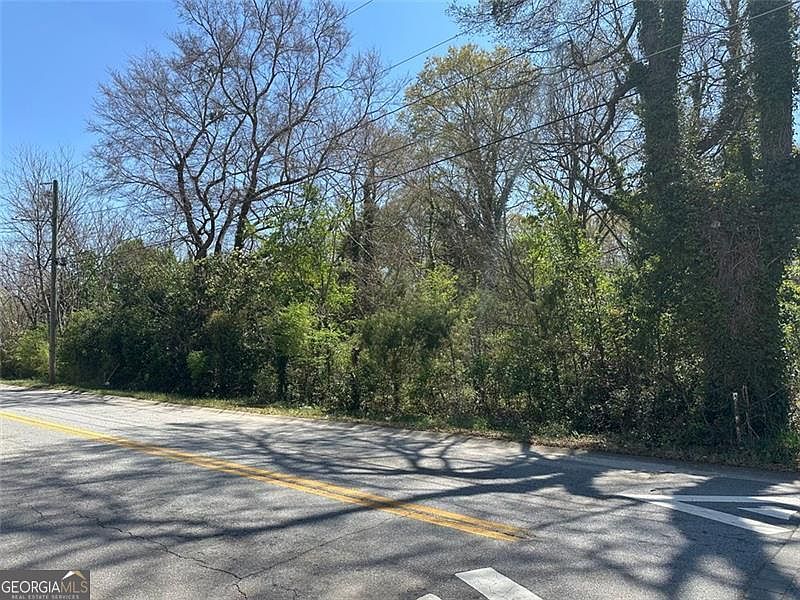 2nd image of 504 Davis St