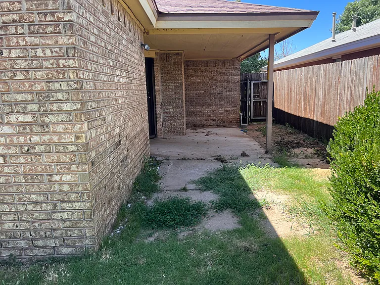 2206 93rd Pl — Photo 25