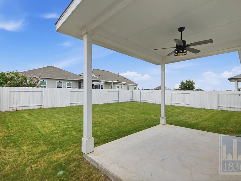171 Catalina Dr — Photo 20
