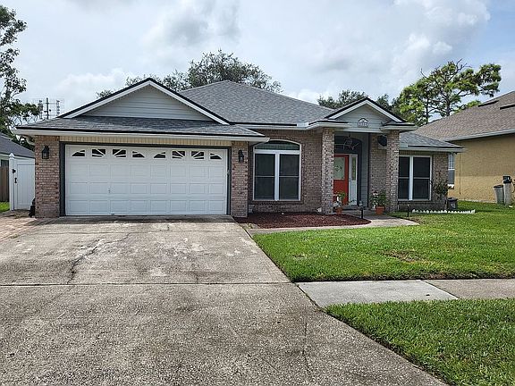 2nd image of 8266 Abbeyfield Dr