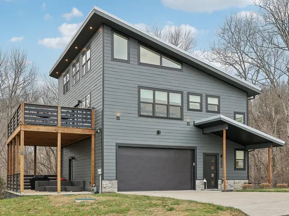 306 Hope Cv, Smithville, TN 37166