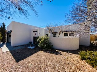 4170 Cheyenne Cir, Santa Fe, NM 87507