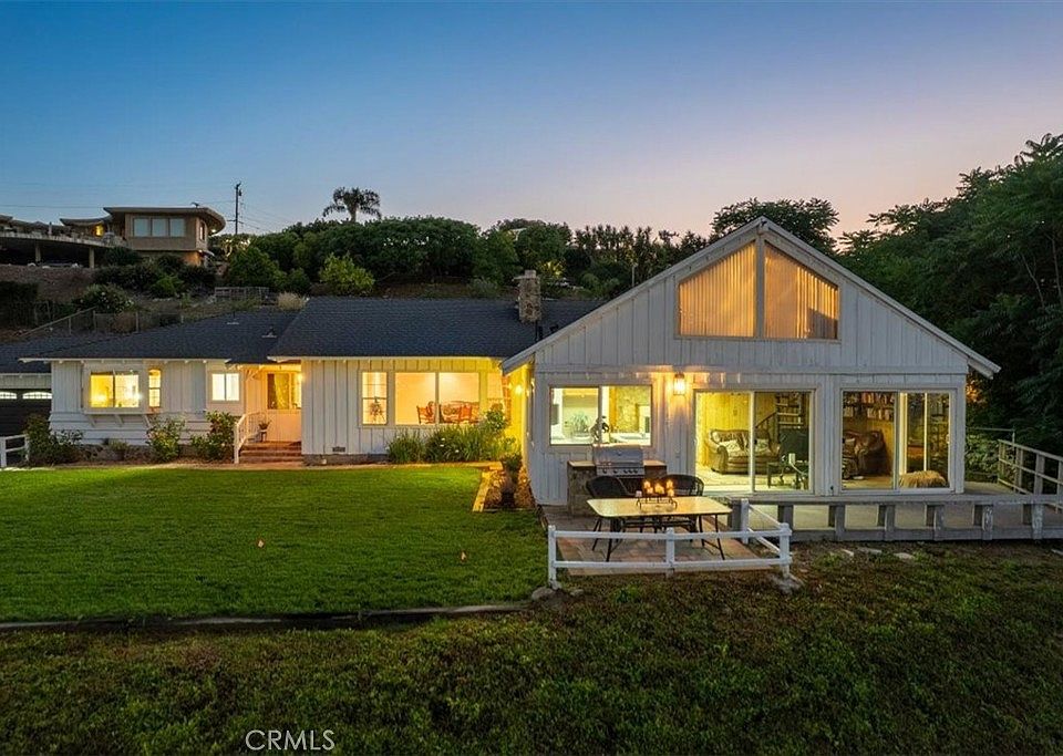 1st image of 5 Toprail Ln