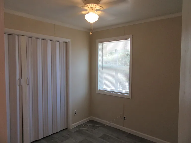 351 College Ave #A — Photo 8