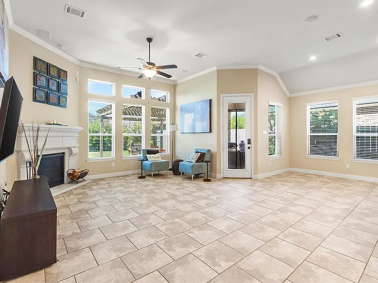 27235 Aspen Falls Ln — Photo 12