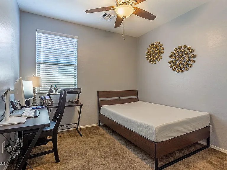 40849 W Patricia Ln — Photo 15