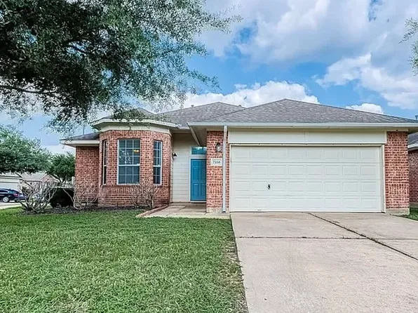 7550 Oakleigh Dr, Cypress, TX 77433