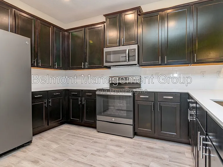 9311 Tecumseh Dr — Photo 3