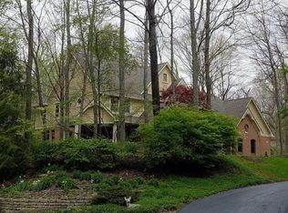 3888 Feedwire Rd, Dayton, OH 45440